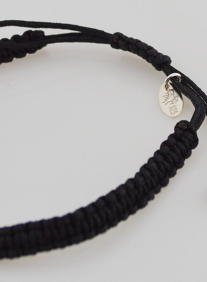 Bracelet Corde Tressée Noire - Croix en Argent (pic 4)