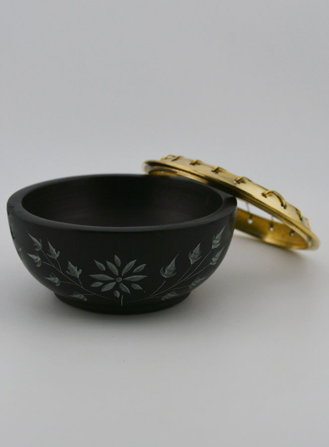 Brûle-Encens en Stéatite Noire et Laiton - 9cm (pic 3)