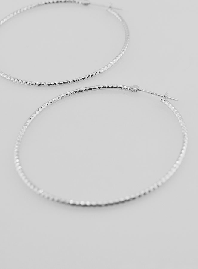 Créoles Martelées en Argent 925 Rhodié - 50mm (pic 3)