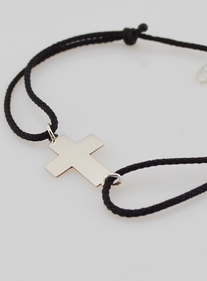 Bracelet Argent et Corde Noire Avec Croix (pic 3)