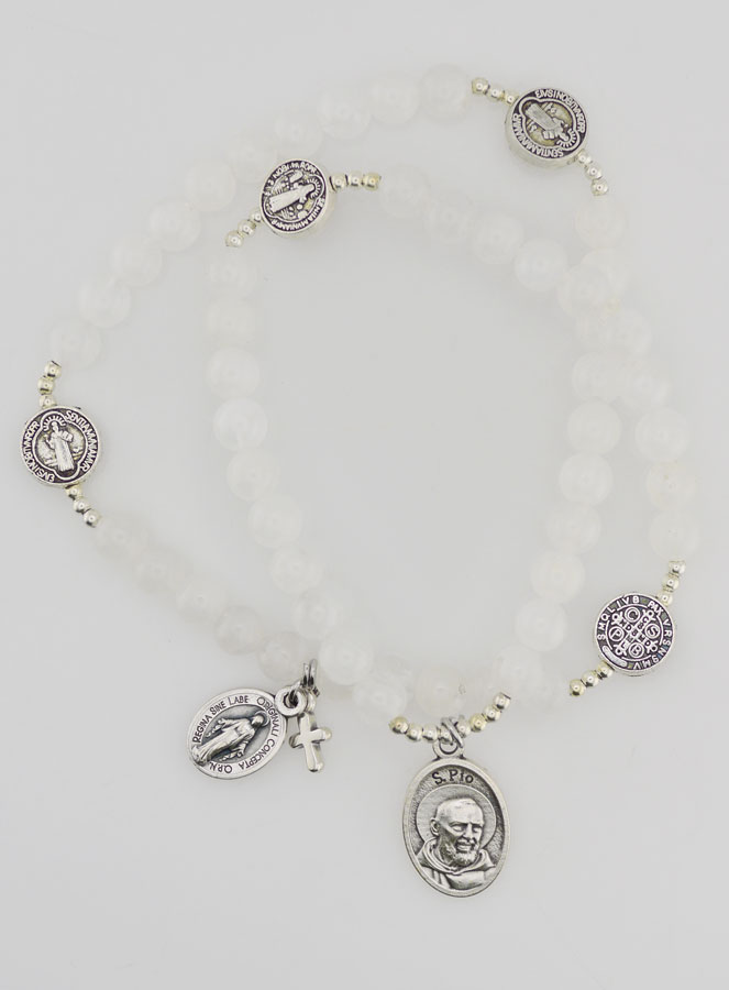 Bracelet Chapelet Pierres de Lune - St Benoît & Padre Pio (pic 1)