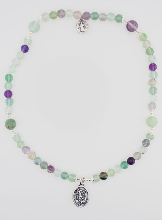 Chapelet en Fluorite - Saint Michel & Saint Benoît (pic 1)