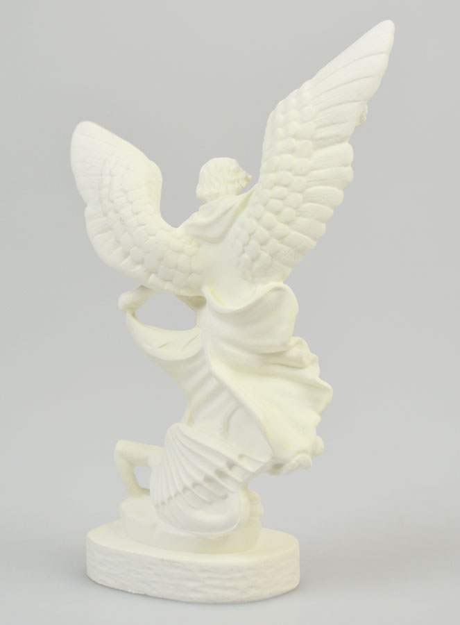 Statue de Saint Michel en Résine Phosphorescente - 12cm (pic 4)
