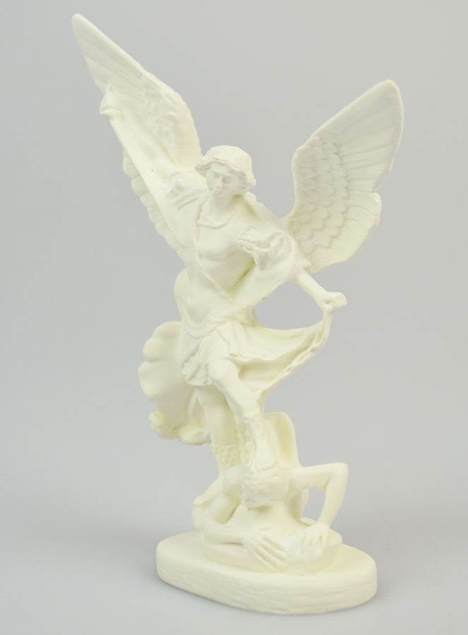Statue de Saint Michel en Résine Phosphorescente - 15cm (pic 2)