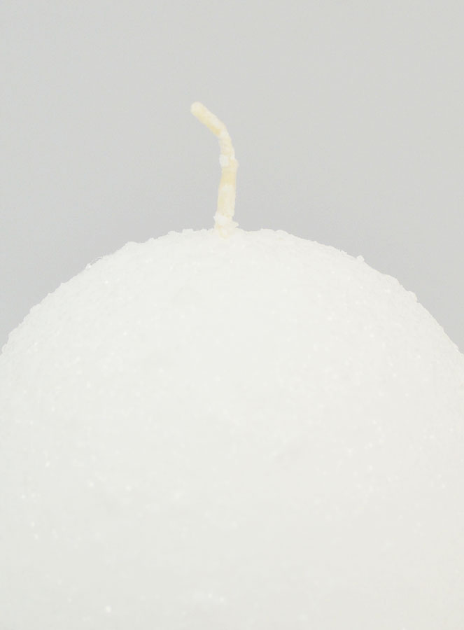 Bougie de Noël Boule Givrée 8cm - Blanc (pic 3)