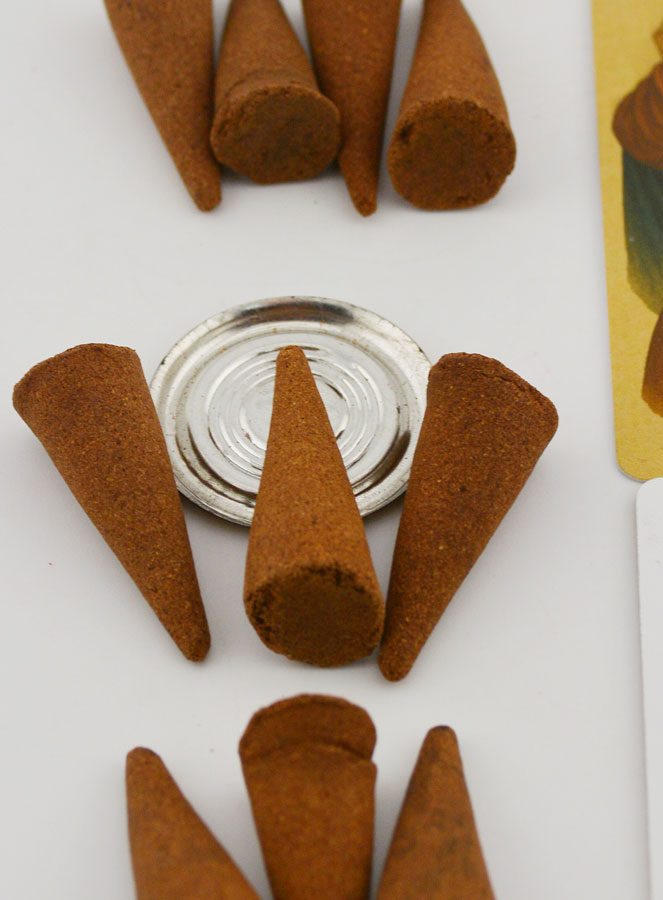 Encens de protection en Cônes + Prière de Protection (pic 2)