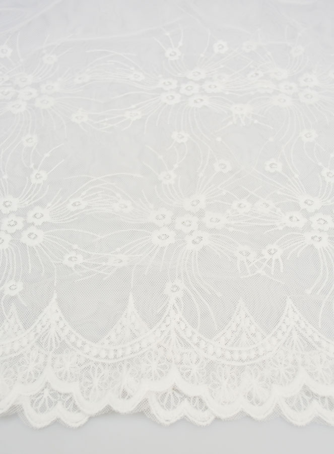 Voile Mantille Brodé - Blanc (pic 4)