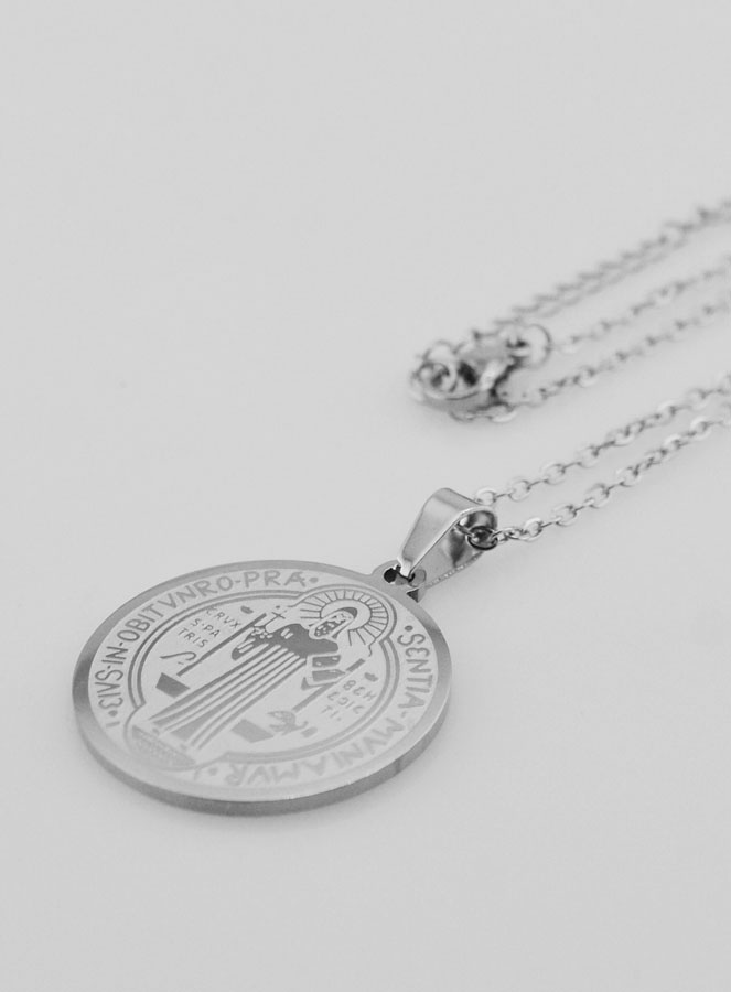 Collier Religieux de Saint Benoît (pic 2)
