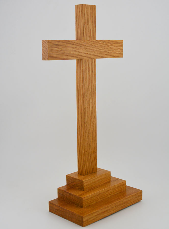 Crucifix sur Socle en Chêne Clair - 25cm (pic 3)