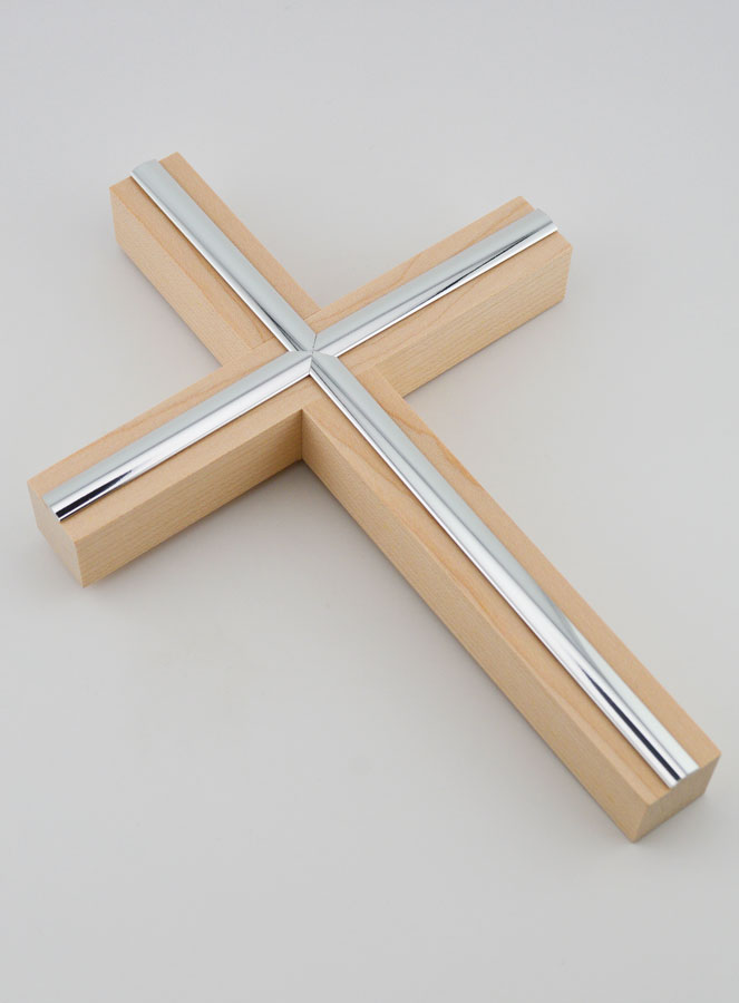 Crucifix Érable Finition Argentée - 20cm (pic 3)