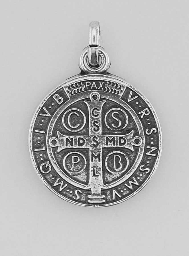 Médaille de Saint Benoît en Argent Plaqué - 18mm (pic 1)