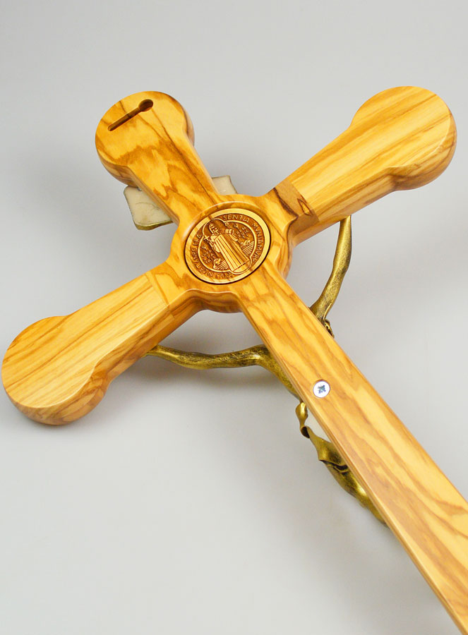 Grande Croix de Saint Benoît en Olivier - 48cm (pic 4)