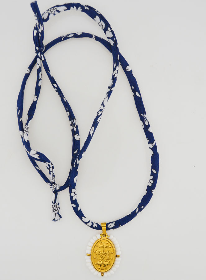 Médaille Miraculeuse Perlée - Cordon Liberty Bleu (pic 4)