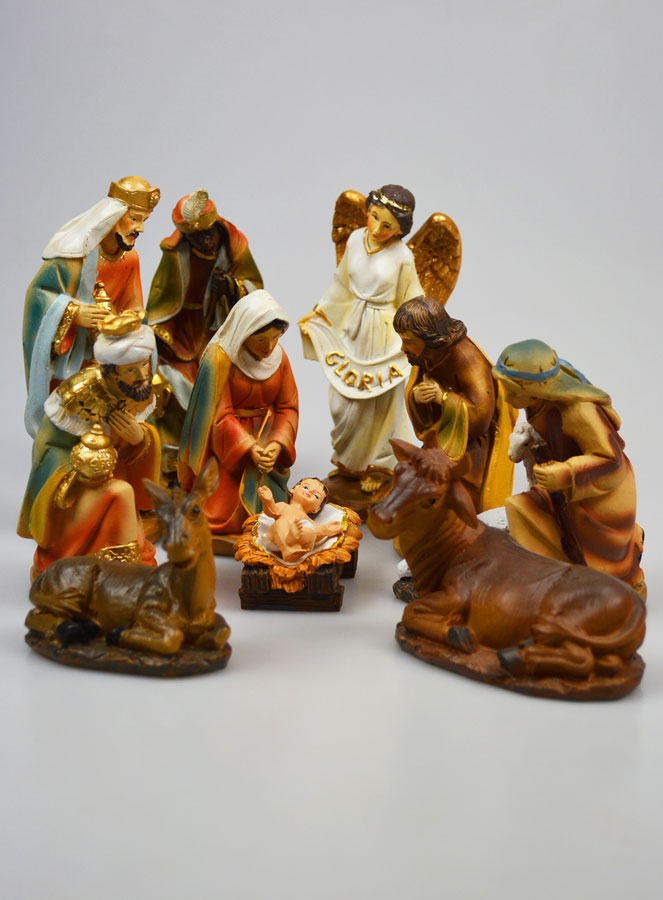 Crèche de Noël 11 Santons - 15cm (pic 1)