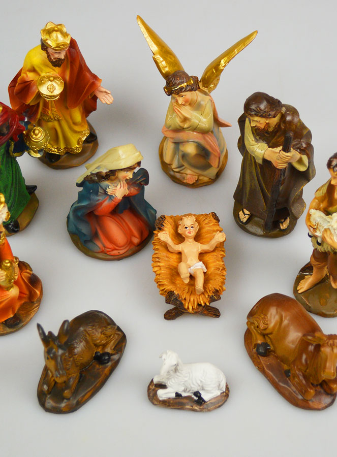 Crèche de Noël 11 Santons Traditionnels - 12cm (pic 2)