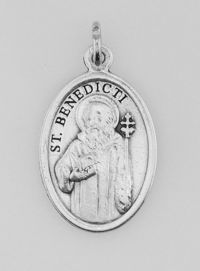 Médaille Religieuse Saint Benoît Argentée (pic 1)