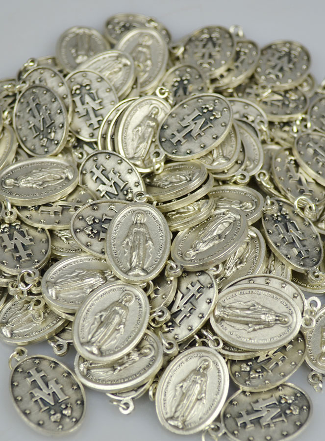 Lot de 100 Médailles Miraculeuses Métal Argenté (pic 4)
