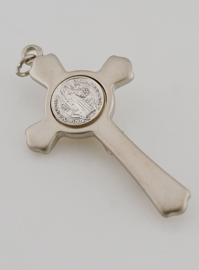 Pendentif Croix Saint Benoit Argentée (pic 4)
