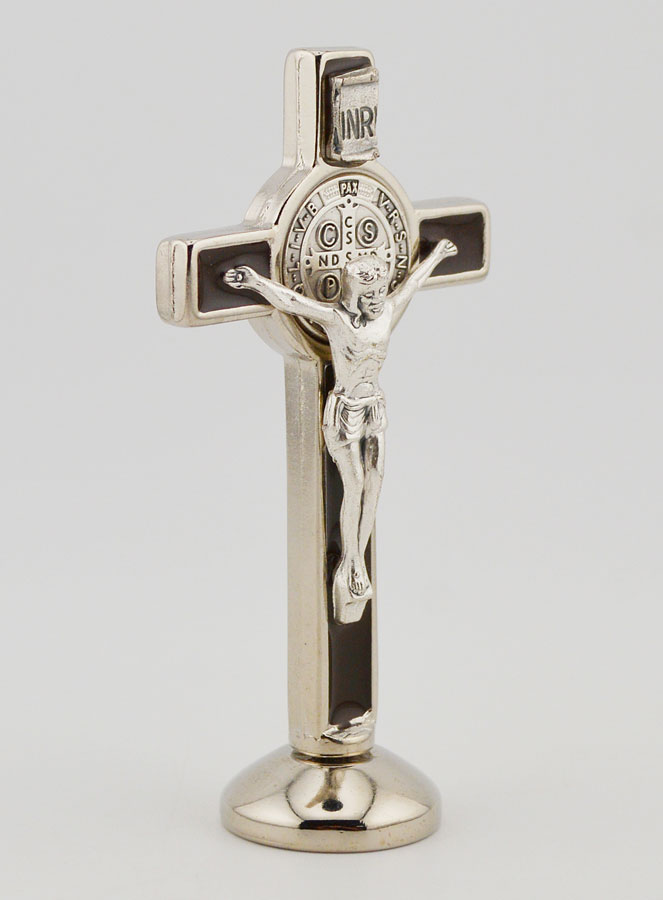 Croix de Saint Benoît Argenté sur Socle - Marron (pic 3)