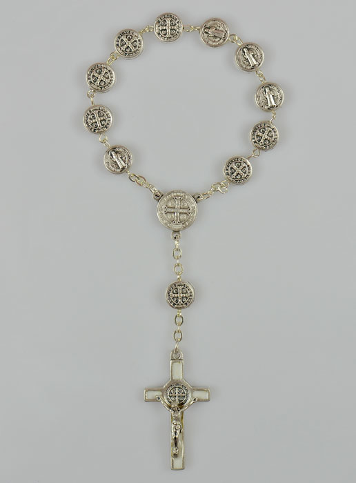 Dizainier de Saint Benoît Médailles de St Benoît (pic 1)