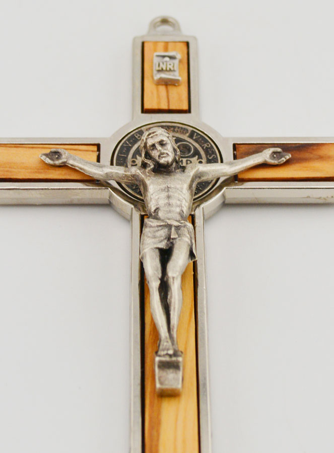Croix de Saint Benoit en Bois d'Olivier - 12cm (pic 2)