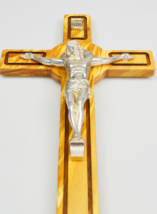 Crucifix Croix de Saint Benoit en Bois - 40cm (pic 2)