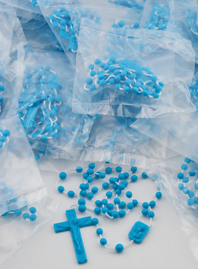 Chapelet en Gros Plastique Bleu X 100 (pic 1)