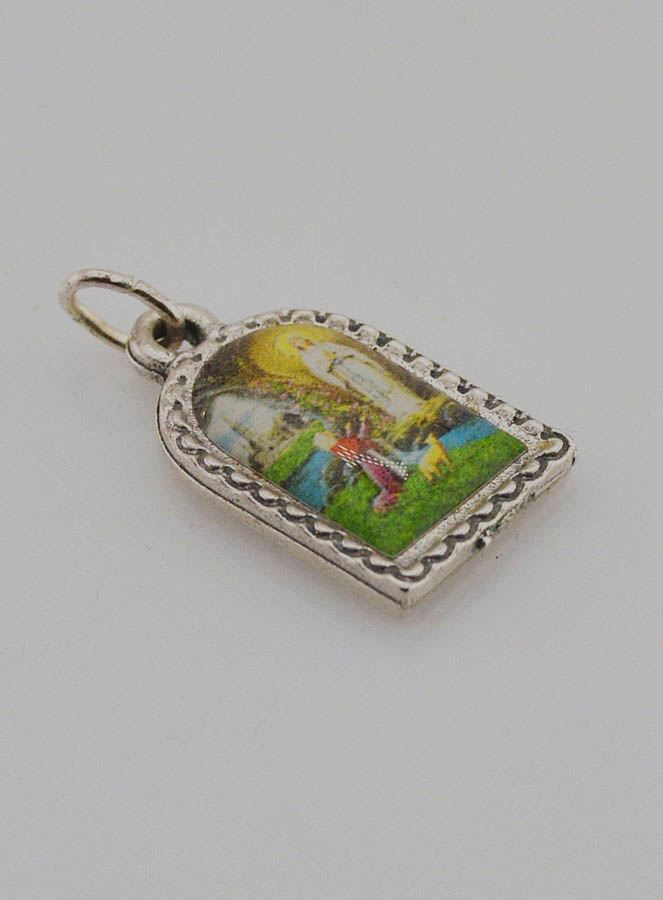 Médaille Souvenir Notre Dame de Lourdes en Métal - 16mm (pic 3)