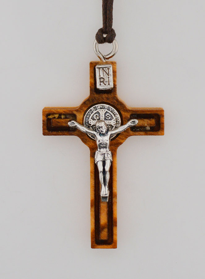 Pendentif Croix de Saint Benoit en Bois d'Olivier - 4,5cm (pic 1)