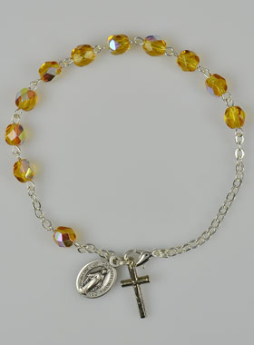 Bracelet Dizainier en Perles de Cristal Ambre - Médaille Miraculeuse (pic 1)