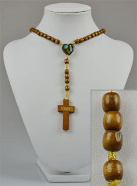Chapelet Collier en Bois (pic 1)