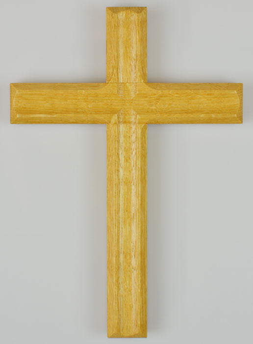 Croix en Bois Artisanale et Sculptée - 17 cm (pic 2)