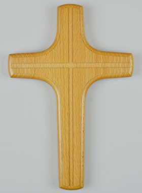 Croix en Bois Clair Sculpté - 22 cm (pic 1)