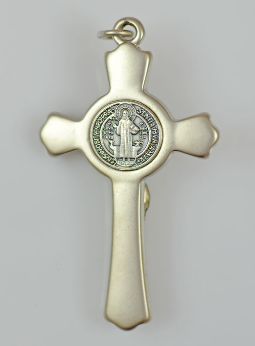 Pendentif Croix Saint Benoit Argentée (pic 3)