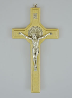 Crucifix Croix de Saint Benoit en Bois Ton Clair - 21cm (pic 1)