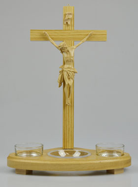 Crucifix du Christ en Bois sur Socle Bougies + Coupelle (pic 1)