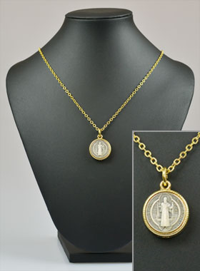 Médaille de Saint Benoît + Chaîne (pic 3)