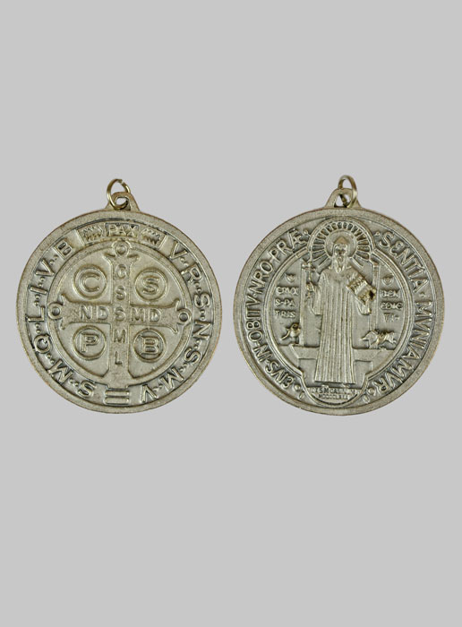 Médaille de Saint Benoît en Métal - 6cm (pic 2)