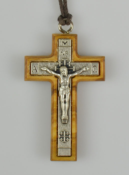 Pendentif Croix en Bois d'Olivier avec le Christ Argenté (pic 2)