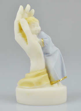 Statue Main Protectrice - Modèle Garçon (pic 1)