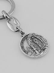 Porte-Clés de Notre Dame de Lourdes Argenté avec Prière