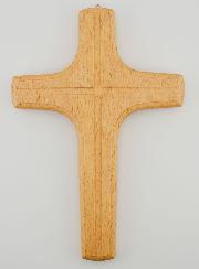 Croix en Bois Clair Sculpté - 22 cm