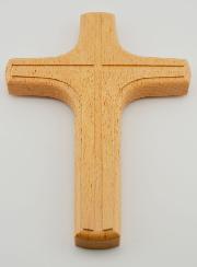 Croix en Bois Clair Sculpté - 22 cm