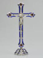 Crucifix Vitrail en Métal Argenté sur Socle - 15 cm