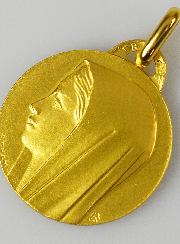 Médaille Profil Sainte Vierge Marie au Voile en Plaqué Or - 18 mm