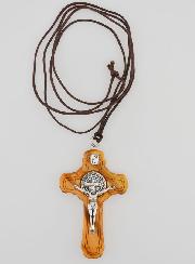 Croix de Saint Benoît en Bois d'Olivier Sculpté