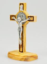 Crucifix de Saint Benoît en Bois d'Olivier sur Socle