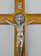 Crucifix de Saint Benoît en Bois - 25cm