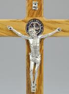 Crucifix de Saint Benoît en Bois Clair sur Socle - 22 x 11 cm