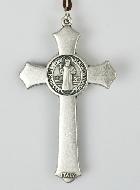 Pendentif Croix de Saint Benoit avec Cordon
